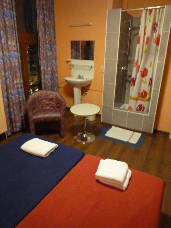 Hotel Elliniko مونس الغرفة الصورة